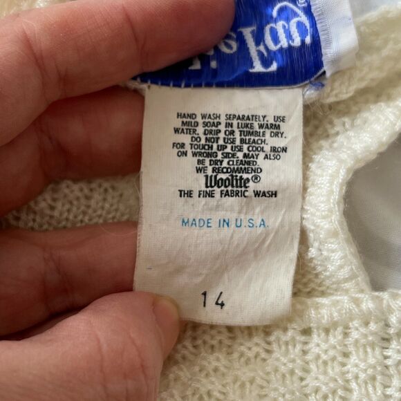 Vintage 1980s Leslie Fay Sweater | Made in USA Textured Knit Batwing Pullover - Picture 7 of 9